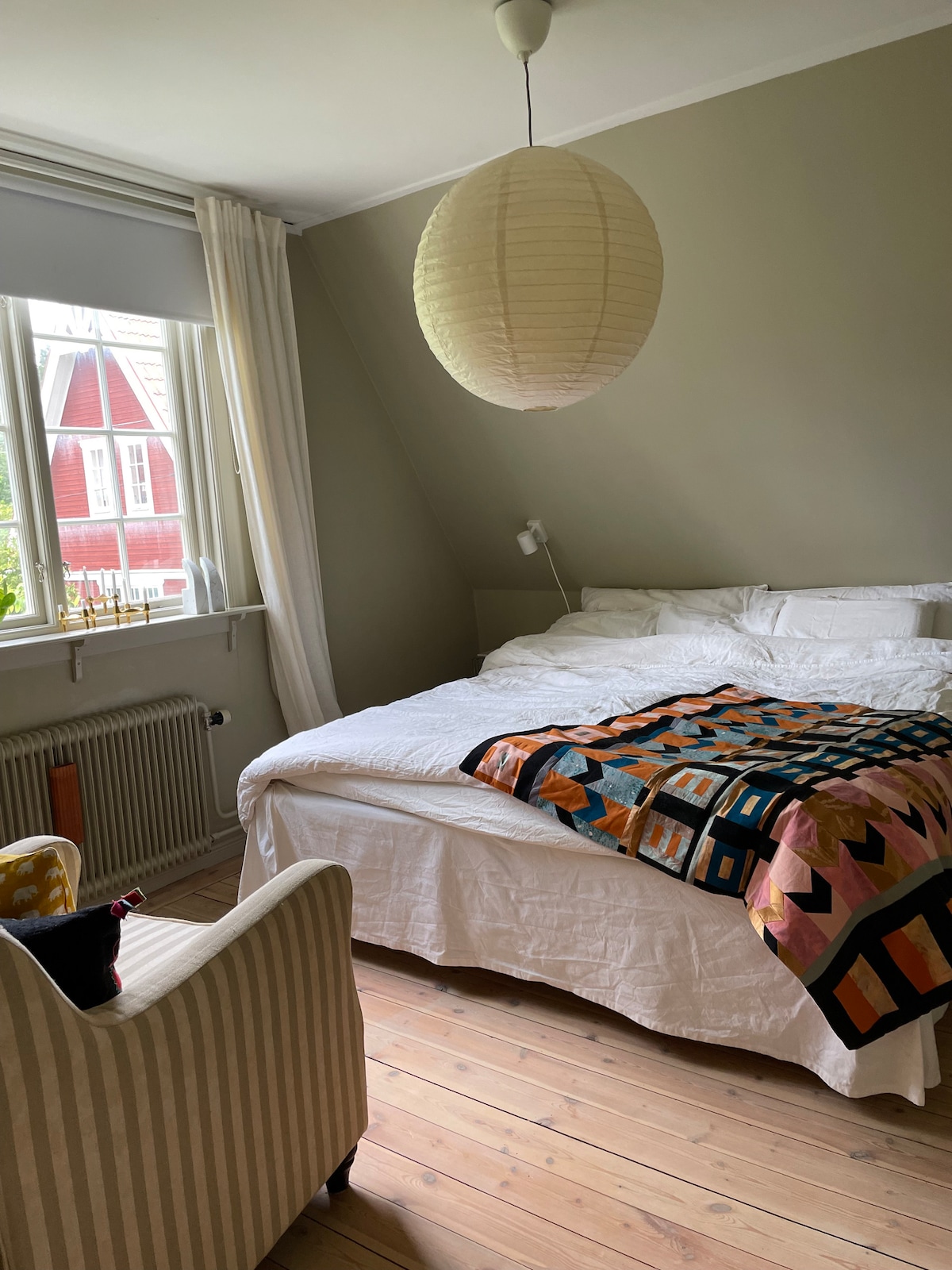 საძინებელი 4