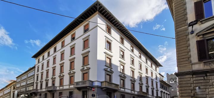 Cavour 82 - Florencia