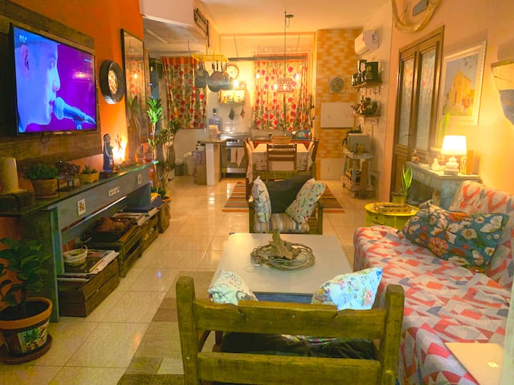 Apartamento Amplo E Artístico Perto Do Mar |Palmas - Governador Celso Ramos