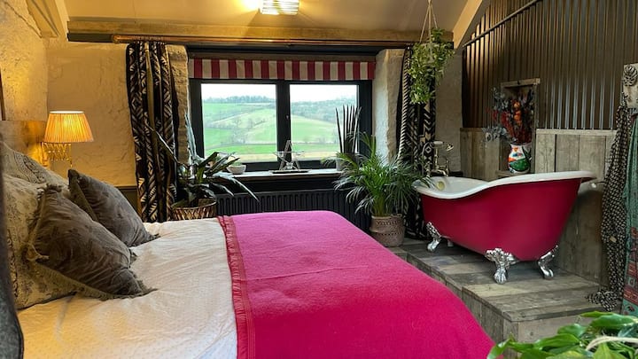 غرفة نوم واحدة على المنظر مع حمام مستقل 