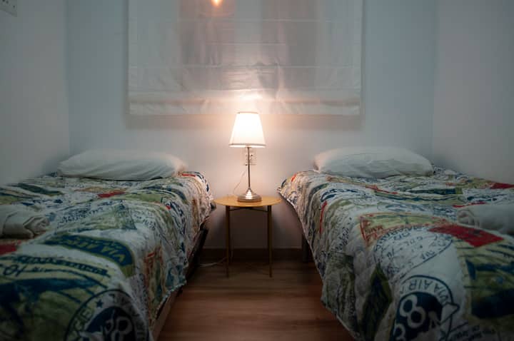 غرفة النوم 2