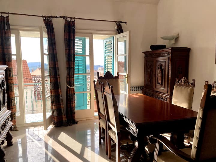 Lovely 2-floor Apt With A Rooftop Terrace - Šibenik