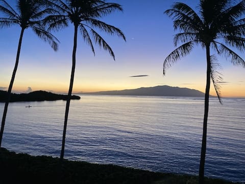 Molokai Top floor Oceanfront Condo! Best Views!