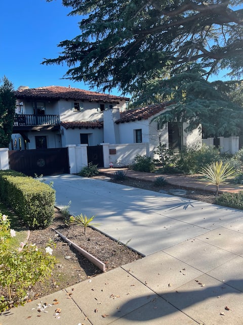 ROSE BOWL CASA