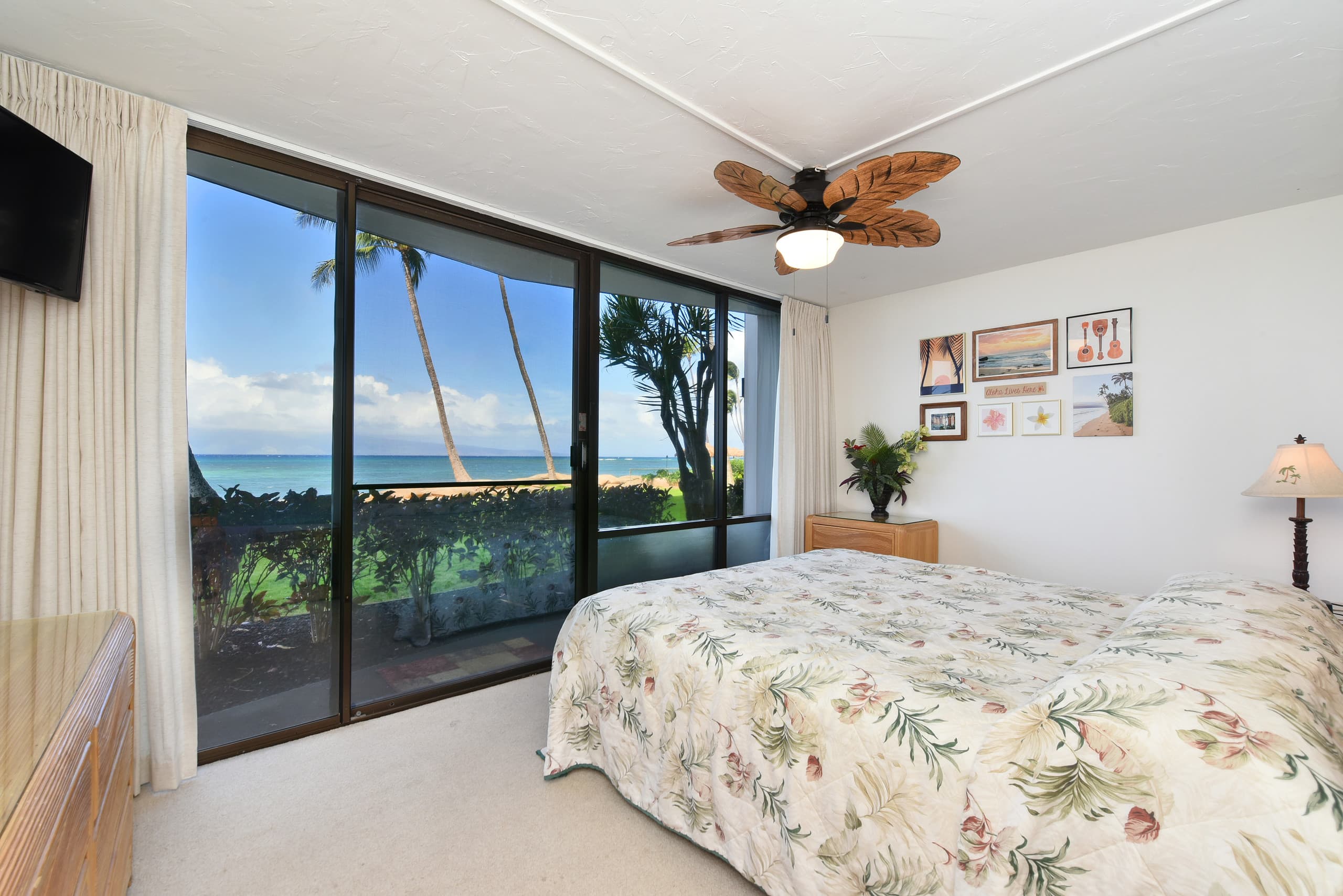 Condo in Lahaina · ★4.78 · 2 bedrooms · 5 beds · 2 private baths - Image 13