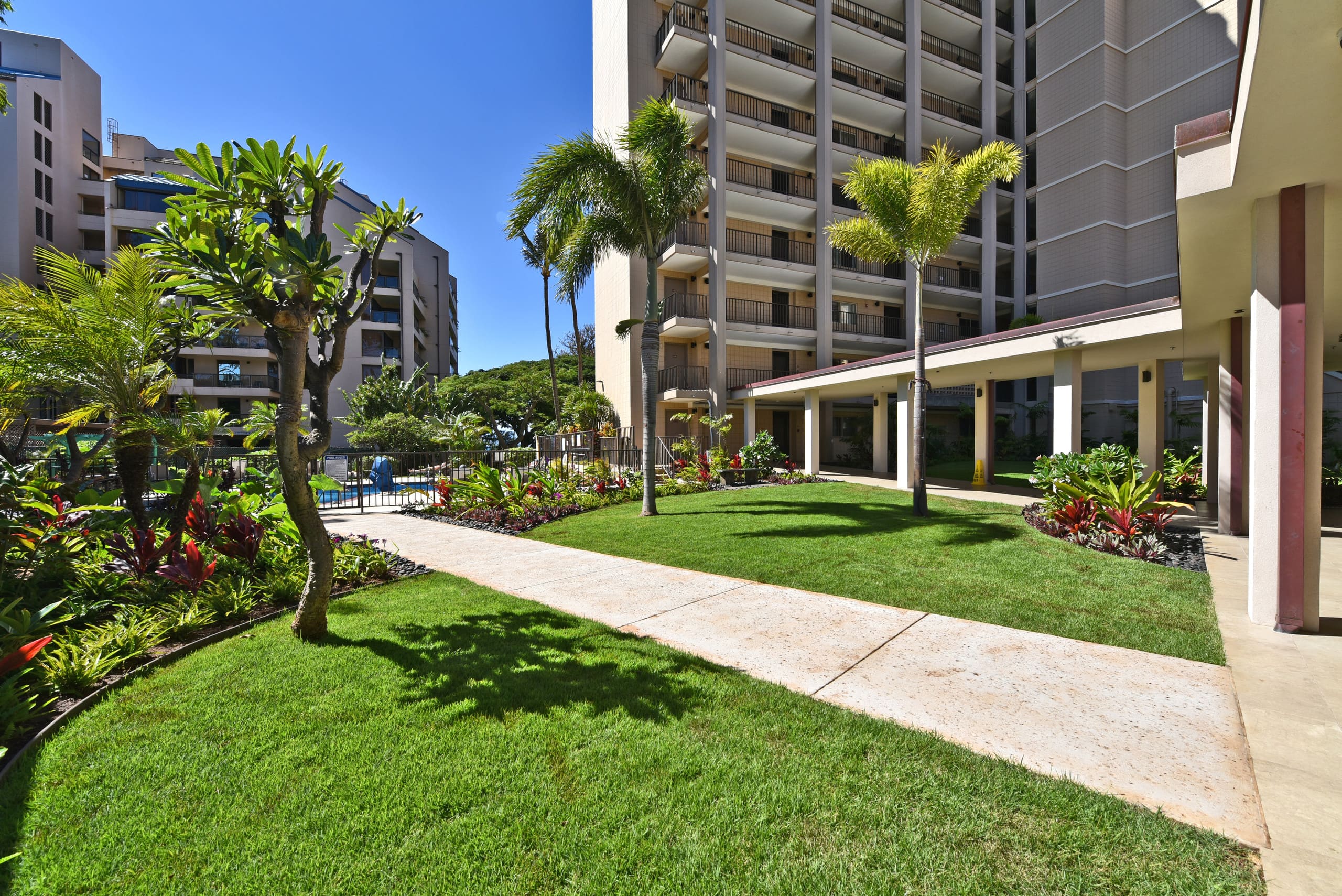 Condo in Lahaina · ★4.78 · 2 bedrooms · 5 beds · 2 private baths - Image 39