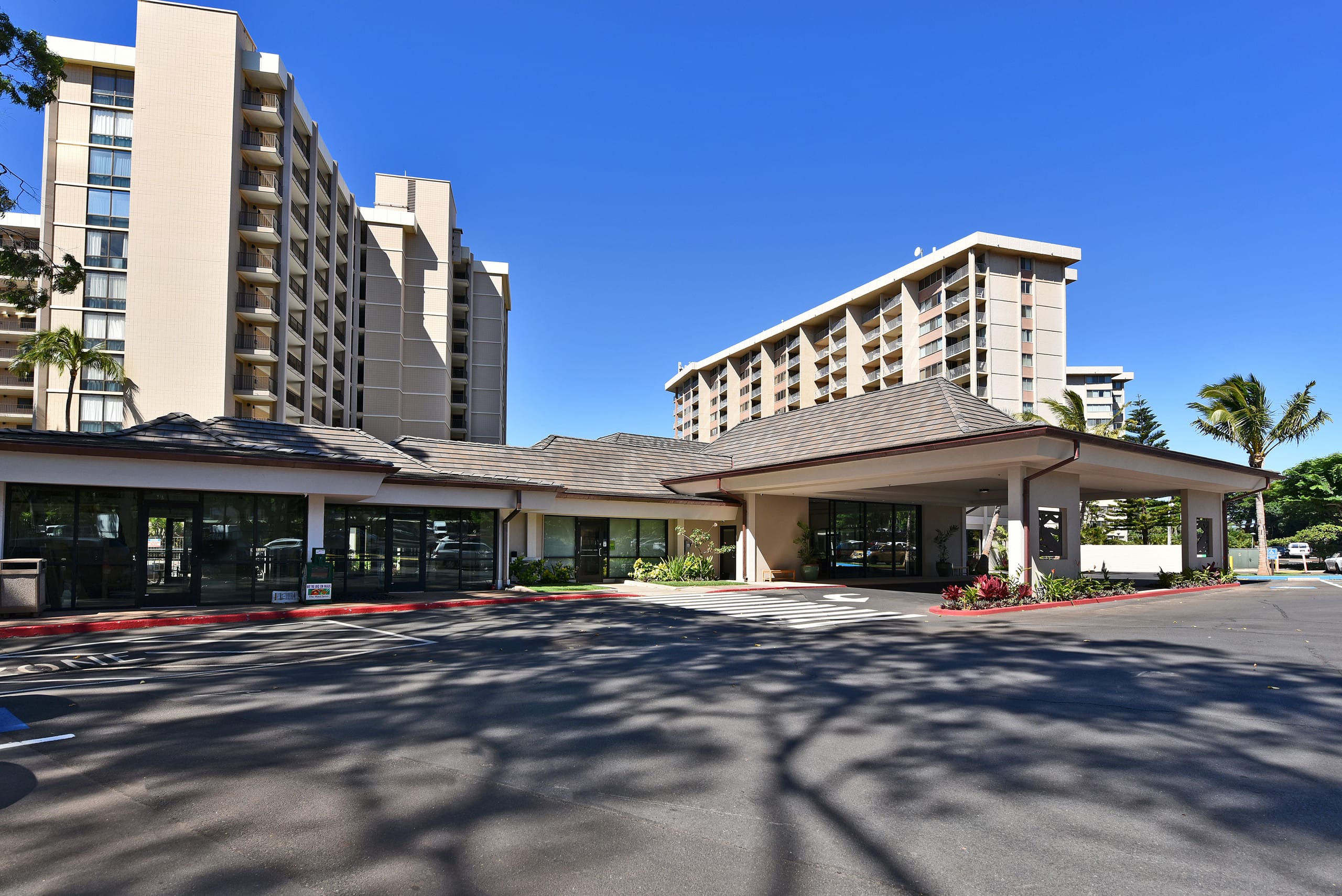 Condo in Lahaina · ★4.78 · 2 bedrooms · 5 beds · 2 private baths - Image 42