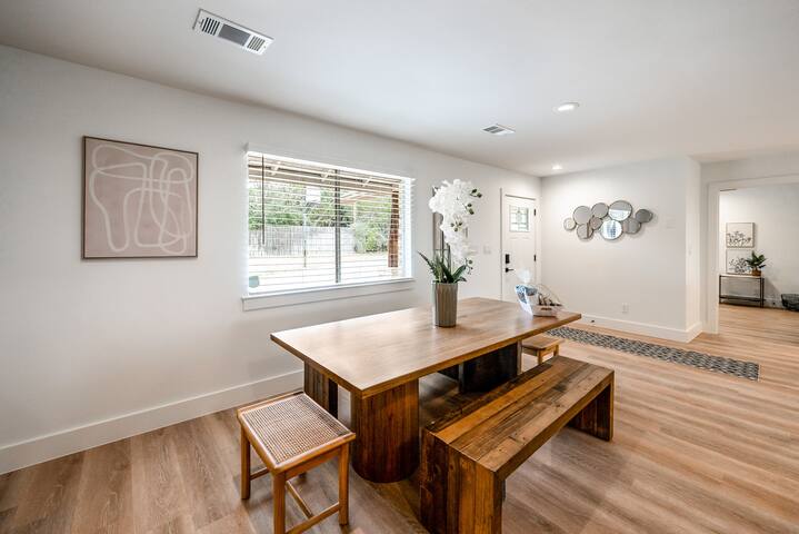 Luxe Ranch Life l Heated Pool/Spa -10 Min Downtown gallery image 5