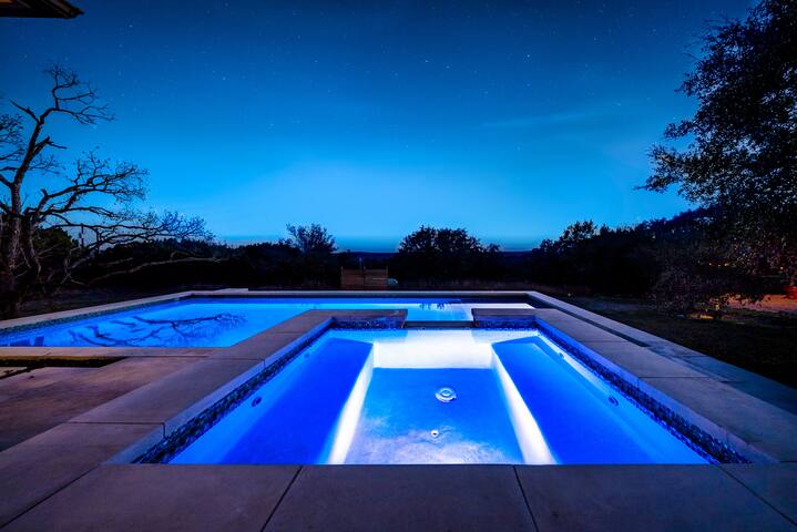 Luxe Ranch Life l Heated Pool/Spa -10 Min Downtown gallery image 4