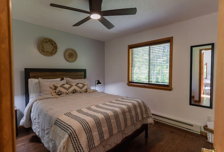 Queen size BR na 2. poschodí