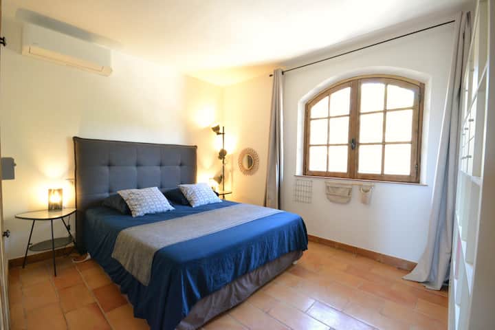 חדר שינה 2: מיטת קווין סייז 160