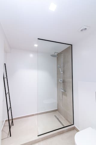 Three Bedroom House with Sharing Pool | Blue Gres gallery image 5