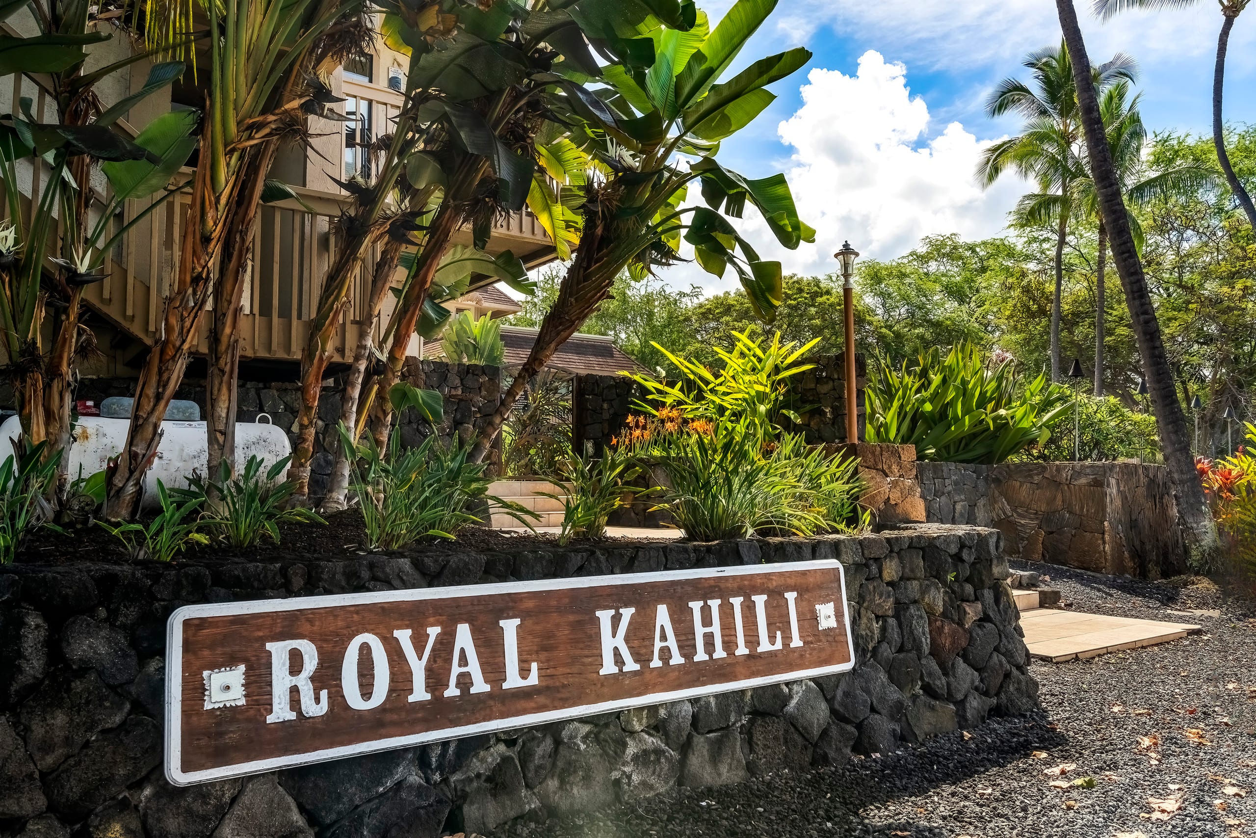 Condo in Kailua-Kona · ★4.82 · 2 bedrooms · 2 beds · 2 private baths - Image 4