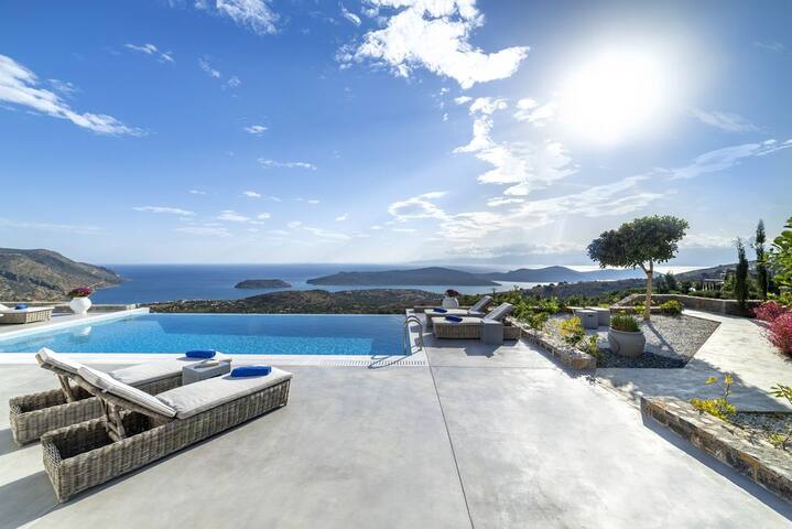 Overlooking Spinalonga island Elounda Deluxe Villa gallery image 3