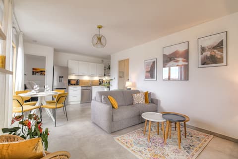 Superb flat w/ balcony and garage, Part-Dieu/6th