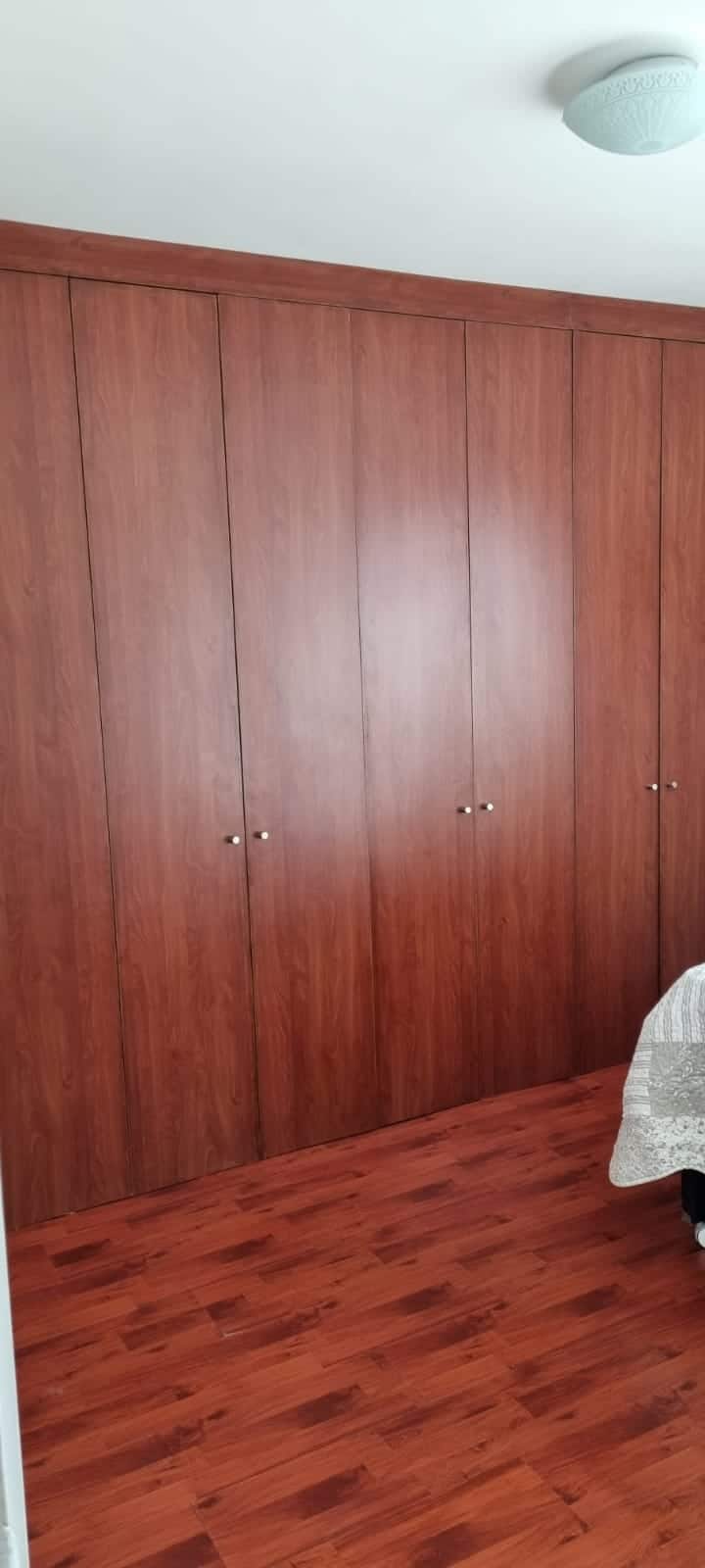 Časť 1. 8-dverová skriňa