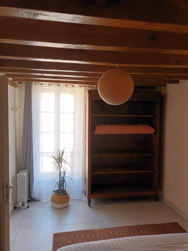 Гардероб в спалнята