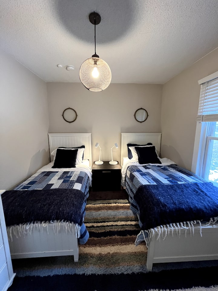 Bedroom with twin and twin XL