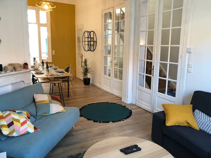 Master's House 10-12 people – Train station – City center