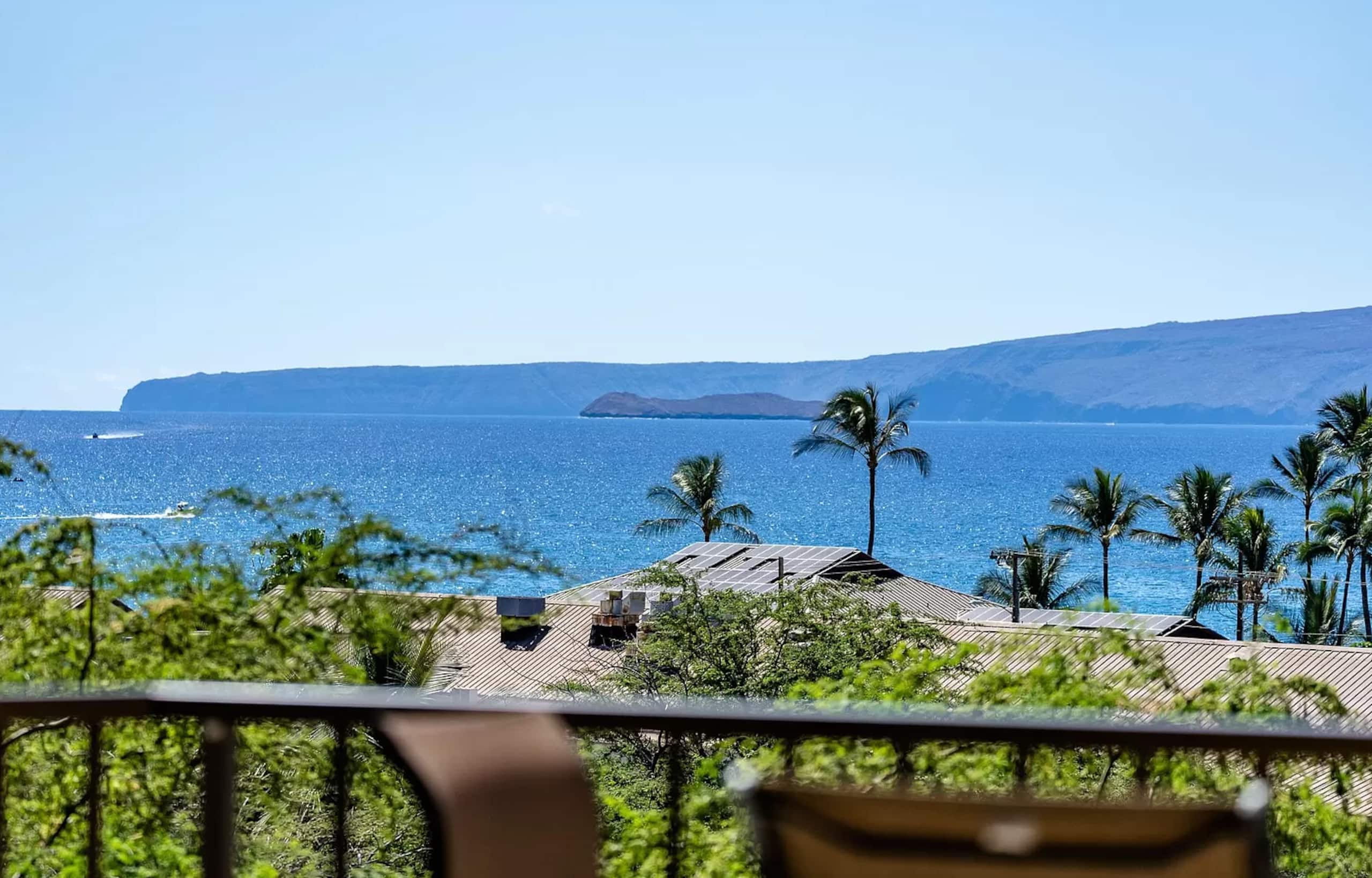 Condo in Kihei · ★4.92 · 3 bedrooms · 5 beds · 2 private baths - Image 33