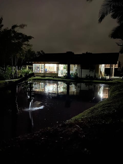 Recantodoamorim lake house, peace and quiet.