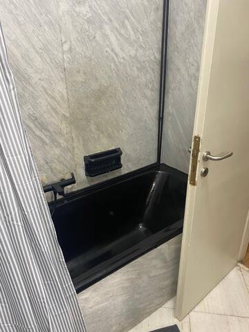 Διαμέρισμα, με θέα,τζάκι και γραφείο στο κέντρο gallery image 4