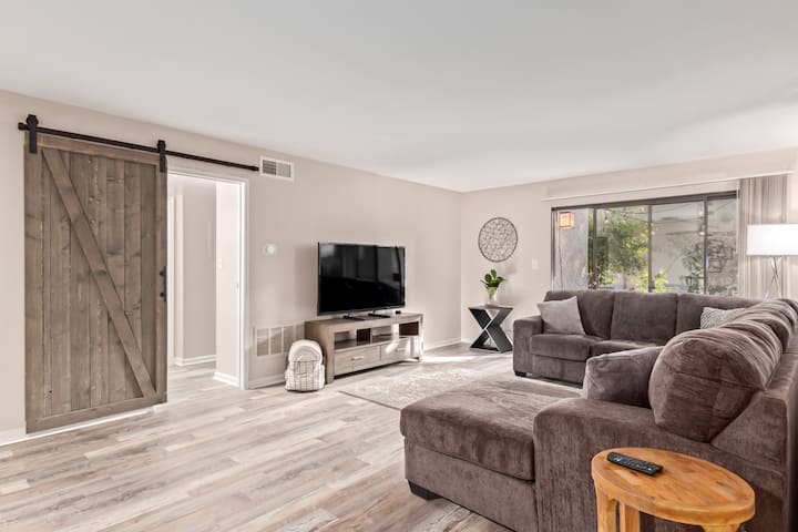 Modern Arcadia/scottsdale Condo With Pool - Phoenix