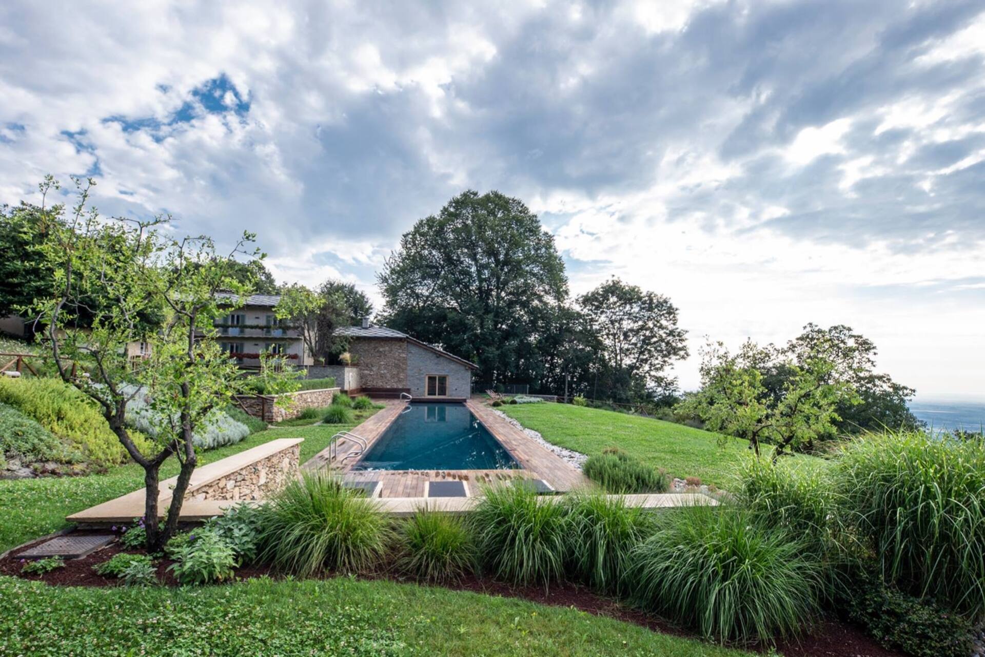 Luxory country villa: pool, Spa and garden.