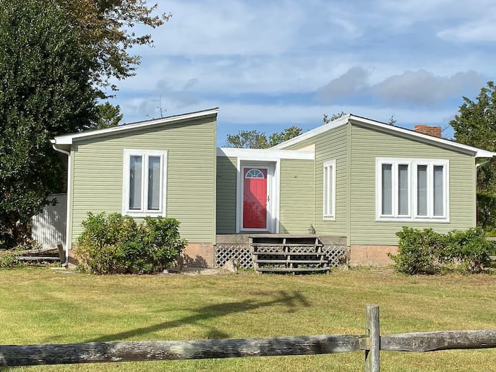 Pet Friendly, close to beach & boardwalk Houses for Rent in Bethany