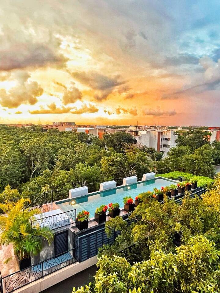 Magnificent luxury condo with high speed wifi Serviced apartments for