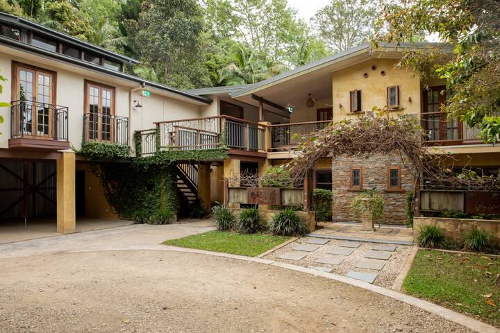 Retreat in the Byron Hinterland