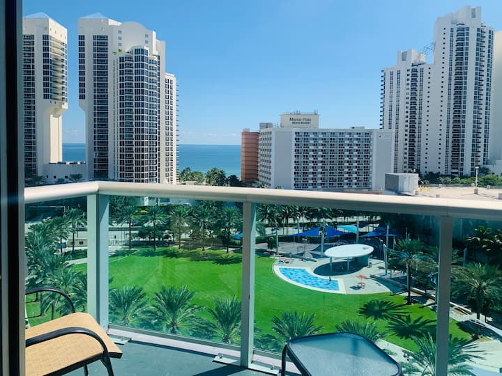 ★LOVELY 1BD/1.5BAOCEAN VIEWBEACHPARKINGWIFI Apartments for Rent in Sunny Isles Beach