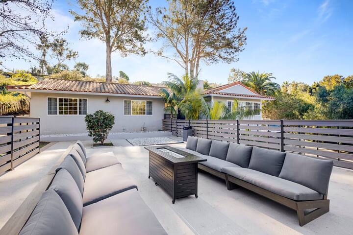 15 Min Walk to Beach, Luxury in La Jolla, Hot Tub gallery image 3