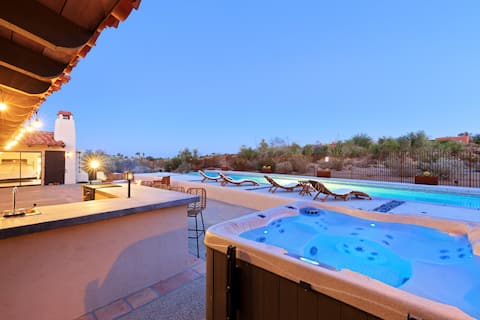 *New Discounts* Exclusive Golf Community/hot tub