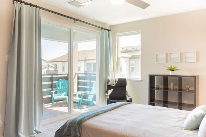 Მთავარი საძინებელი 1 ცალკე აივნით