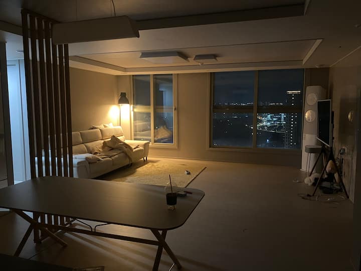 It has a good view of the highrise view apartment Apartments for