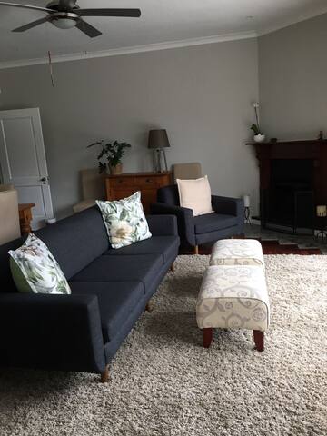 Family home with pool and stunning views gallery image 3