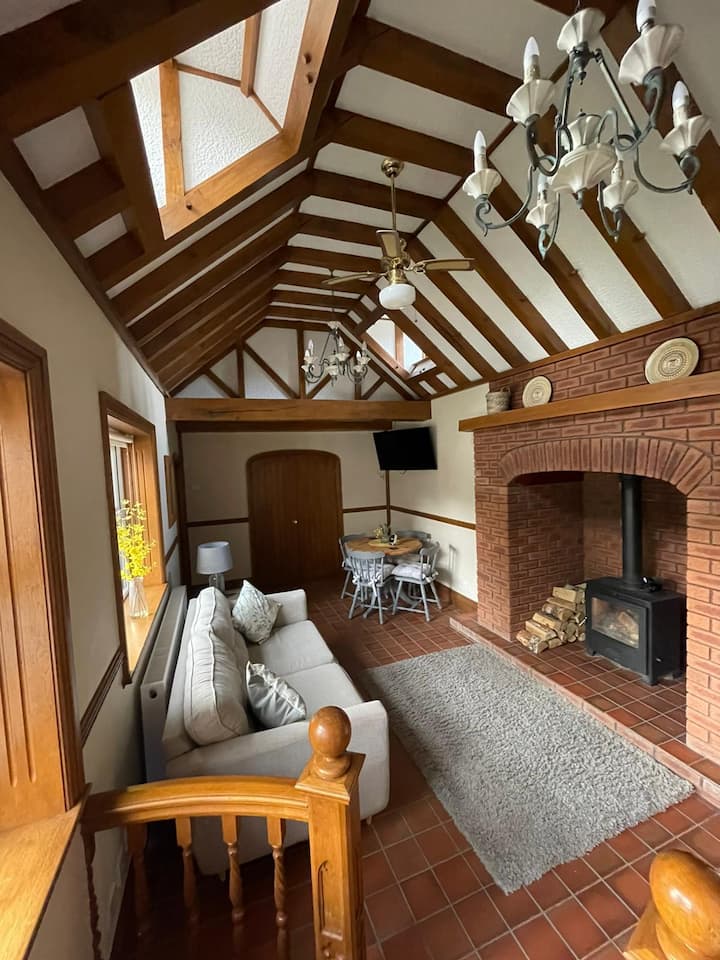 Cottage In Peaceful Surroundings - Lincolnshire