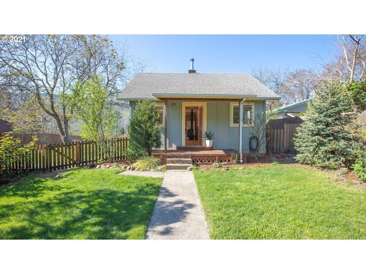 Klickitat Holiday Rentals & Homes Washington, United States Airbnb