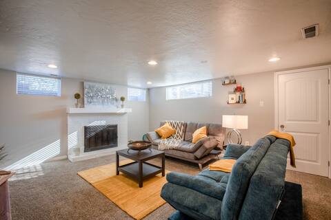 Cute Updated Red Brick Basement Cottage