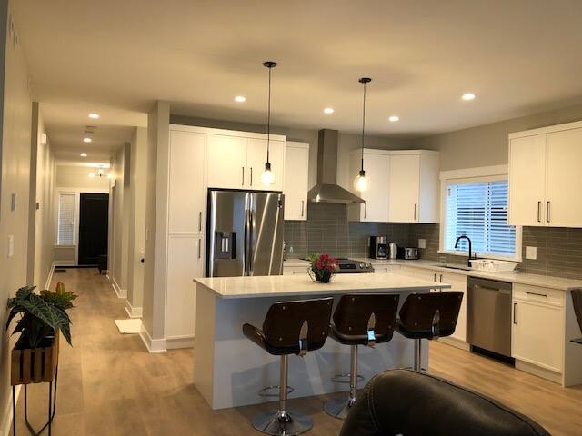 Cheerful 5-bedroom New home with aspectacular view gallery image 5