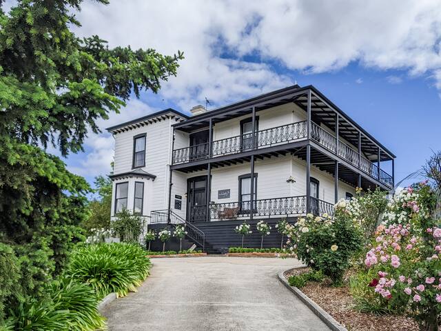 Listing in Launceston