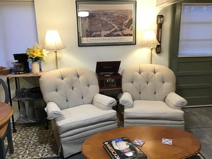 Gerald Holiday Rentals & Homes Missouri, United States Airbnb