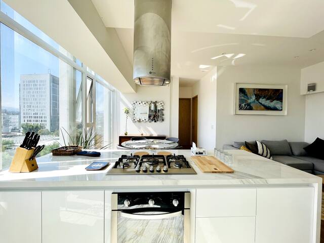 CondoCondesa terrace hot/cold tub WiFi400Mbps gallery image 4