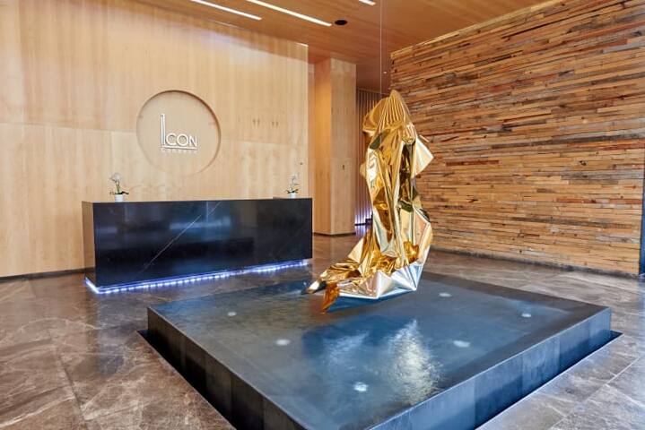 CondoCondesa terrace hot/cold tub WiFi400Mbps gallery image 2