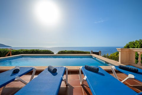 Villa Mestral 24 - Puerto Valldemossa - Mallorca.