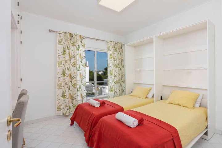 غرفة النوم 2