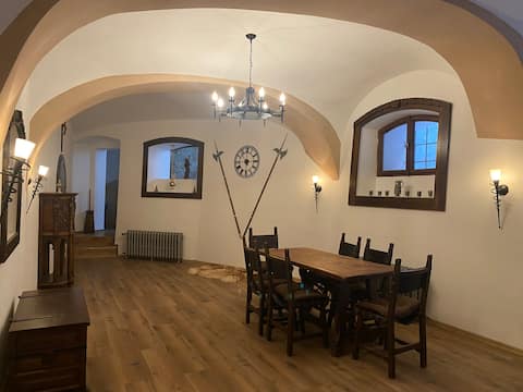 Superb Medieval Apartment