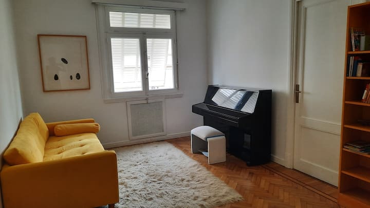 Two-bedroom apartment in Monserrat