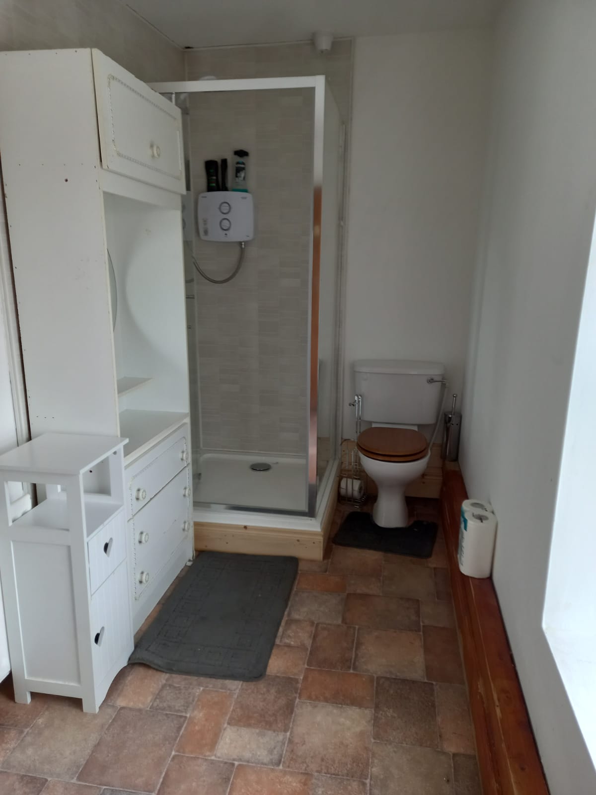 Listing image 12 at 4 bedroom apartment over rural pub in Ireland